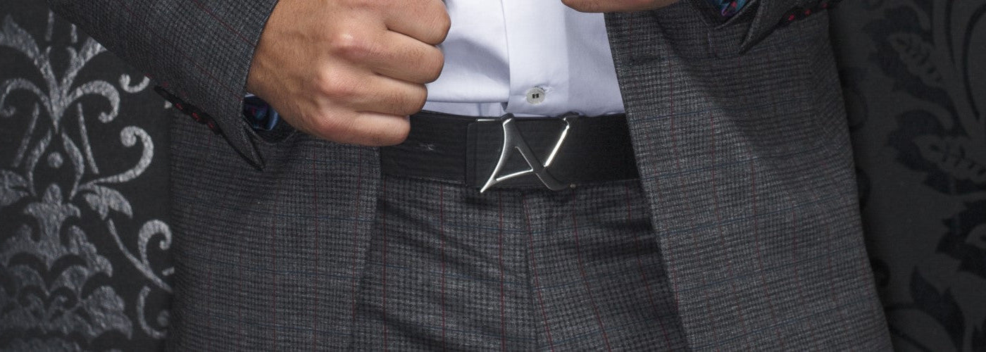 NOUVEAUTÉ chez Au Noir | Ceinture réversible, avec logo et bien plus!