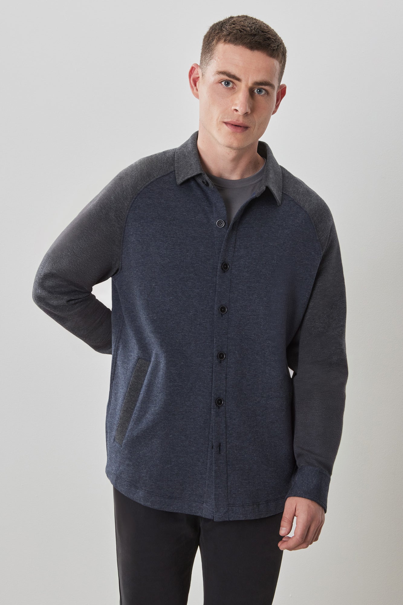 Surchemise pour homme par Robert Barakett | RB41513 Paolo Anthracite | Machemise.ca, vêtements mode pour hommes