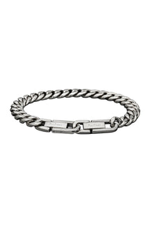 Bracelet gourmette argenté isolé avec maillons polis, fermoir avant et plaques Au Noir gravées pour homme
