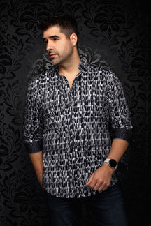 Chemise noire et blanche à motif abstrait, poignets roulés et col ouvert pour homme par Au Noir, vue de face
