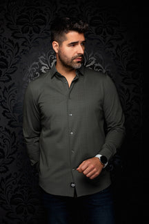 Chemise verte olive à manches longues, vue avant avec col pointu et patte boutonnée pour homme par Au Noir
