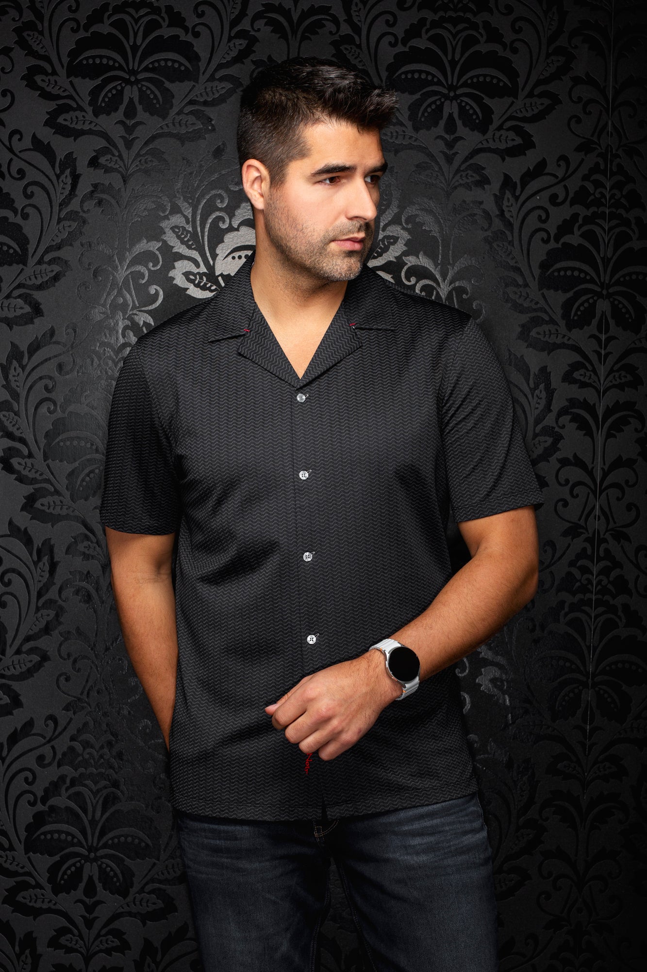 Chemise Performance à col ouvert pour homme par Au Noir | KAYANTA T Noir | Machemise.ca, inventaire complet de la marque Au Noir