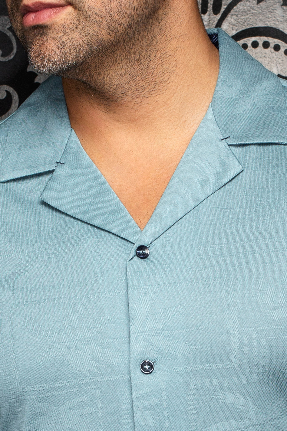 Chemise Performance à col ouvert pour homme par Au Noir | MAHO T Récif | Machemise.ca, inventaire complet de la marque Au Noir