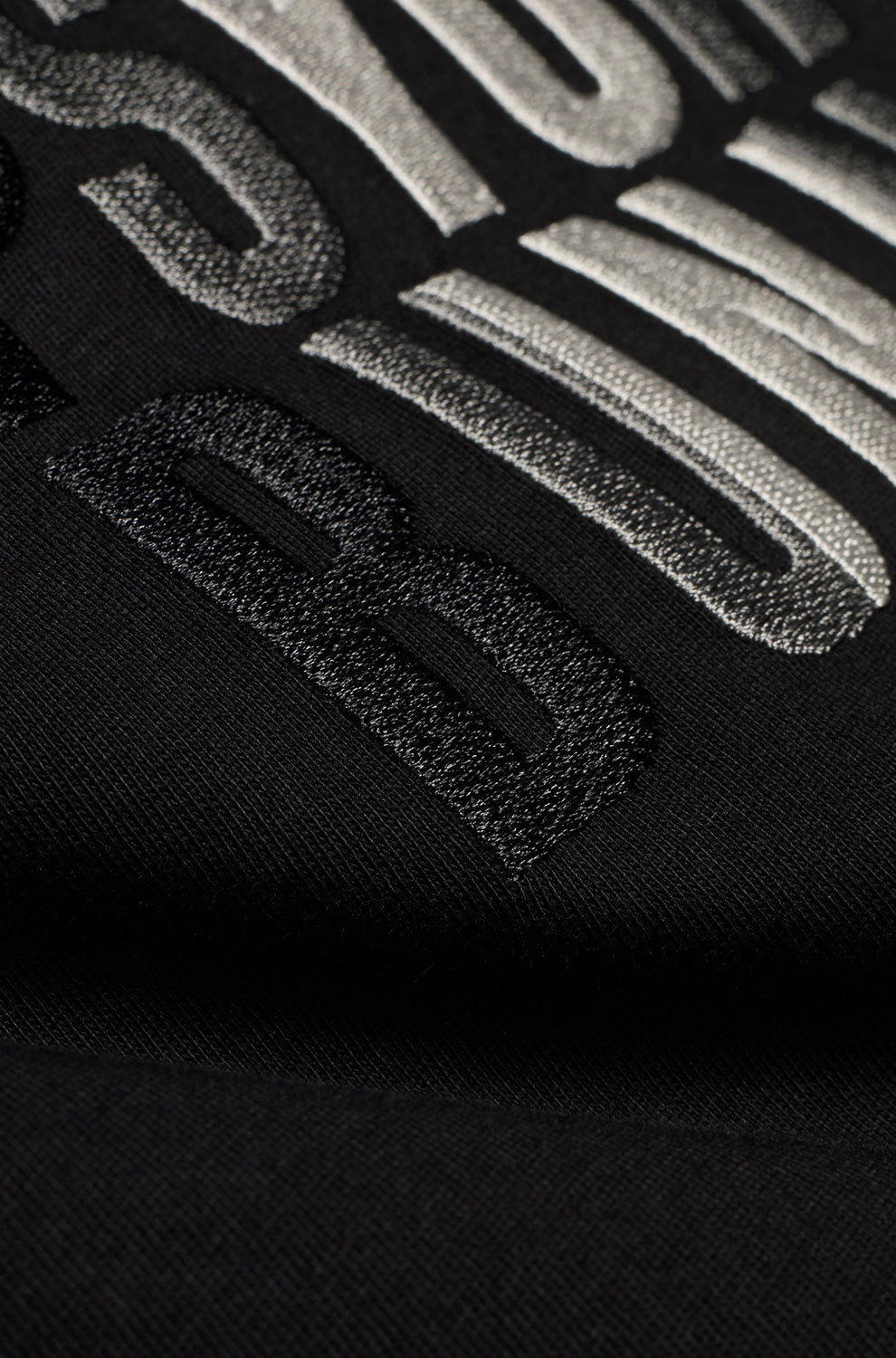 Psycho Bunny men's black long-sleeve T-Shirt, detail view