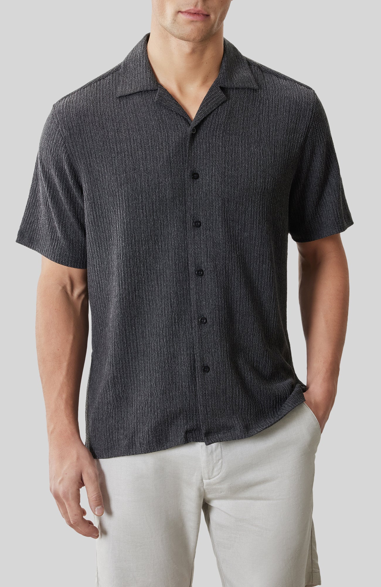 Chemise col resort pour homme par Robert Barakett | RB61176 Kaezor Charbon | Boutique Vvög, vêtements mode pour homme et femme