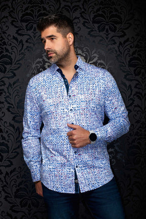 Chemise blanche florale à motif bleu et rouge avec garniture marine pour homme par Au Noir, vue de face