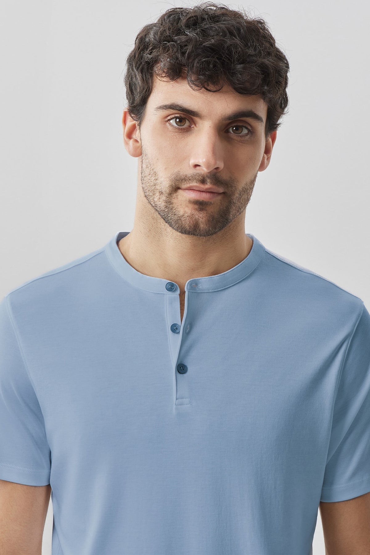 Henley à manches courtes pour homme par Robert Barakett | Georgia RB01173 Bleu Colombe | Machemise.ca, vêtements mode pour hommes