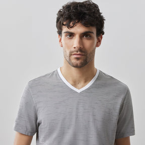 T-Shirt V-neck pour homme par Robert Barakett | RB41050 Brewer Gris | Machemise.ca, vêtements mode pour hommes