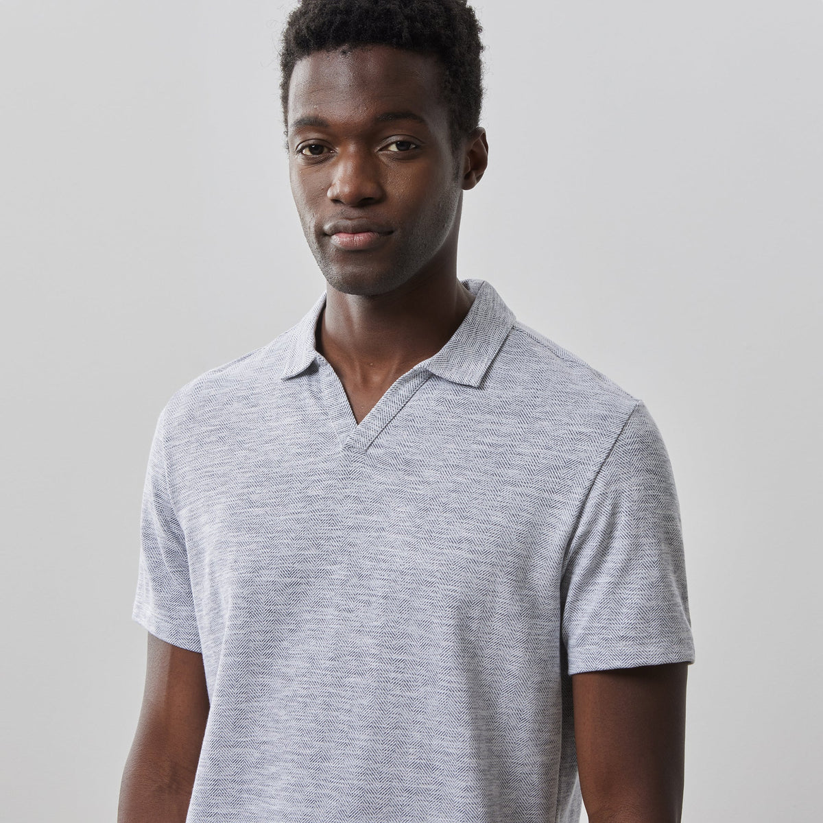 Polo à col ouvert à manches courtes pour homme par Robert Barakett | RB41102 Martel Gris | Machemise.ca, vêtements mode pour hommes