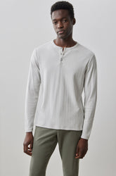 Henley à manches longues pour homme par Robert Barakett | RB41142 Warlock Gris | Machemise.ca, vêtements mode pour hommes