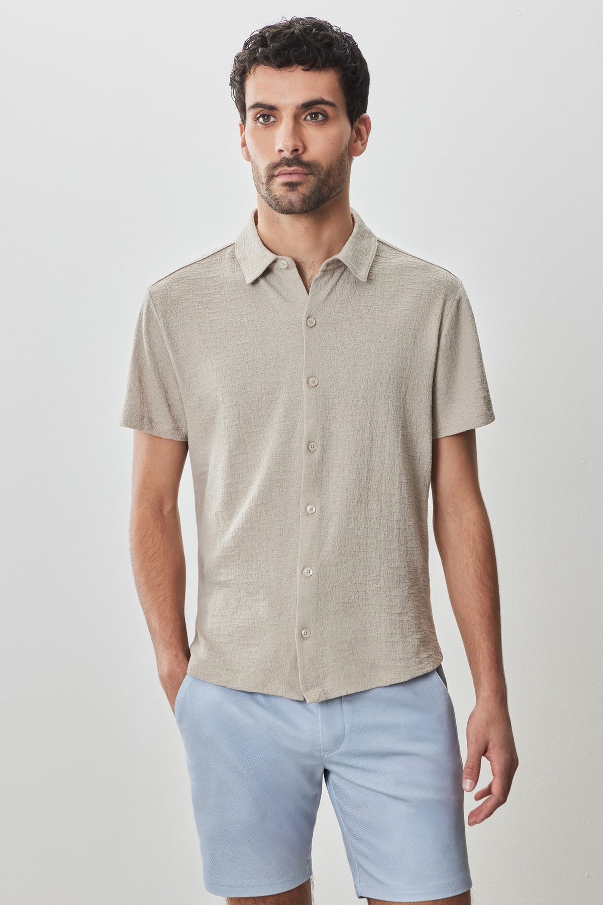 Chemise en maille à manches courtes pour homme par Robert Barakett | Newman RB51155 Beige Clair | Machemise.ca, vêtements mode pour hommes