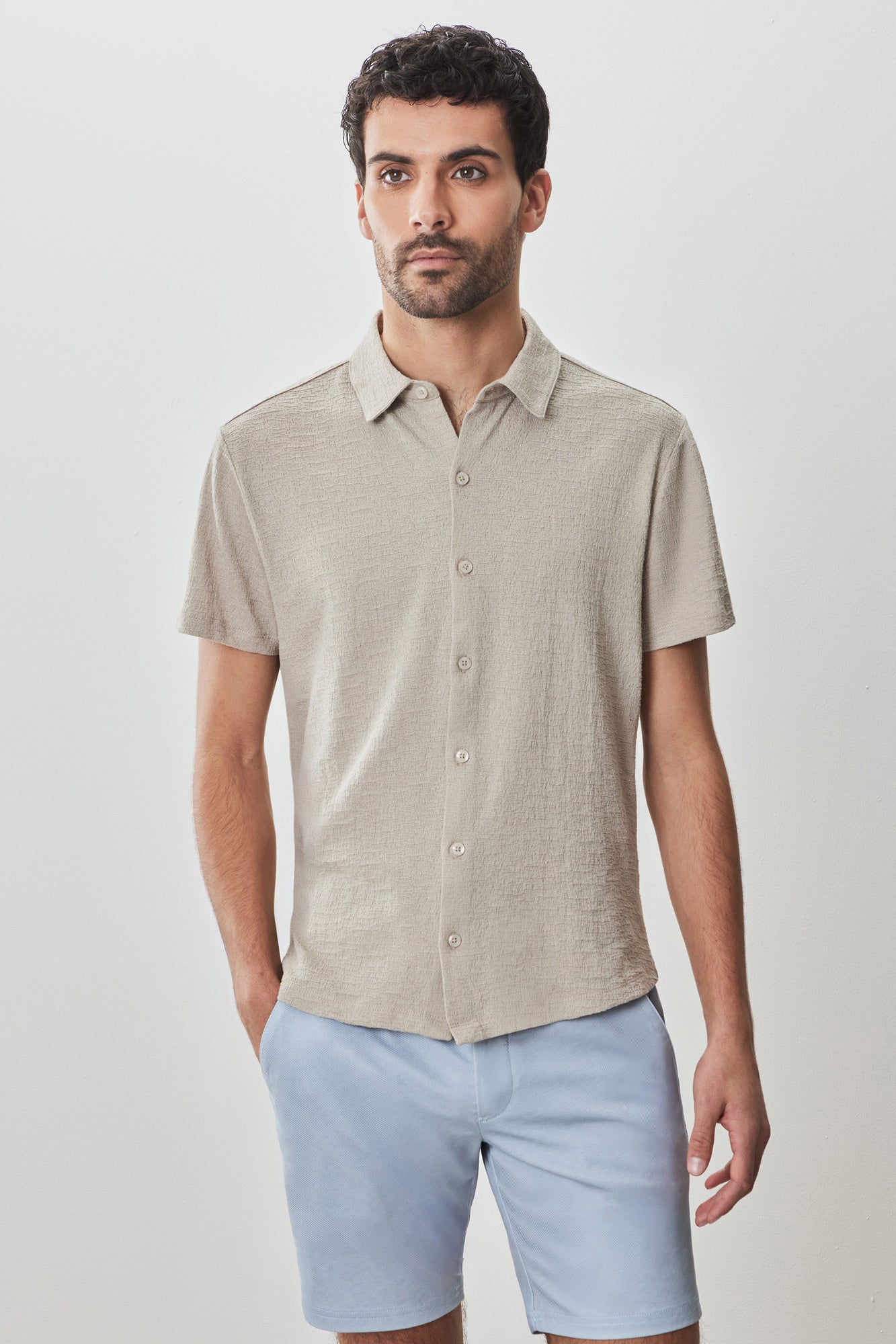 Chemise en maille à manches courtes pour homme par Robert Barakett | Newman RB51155 Beige Clair | Machemise.ca, vêtements mode pour hommes