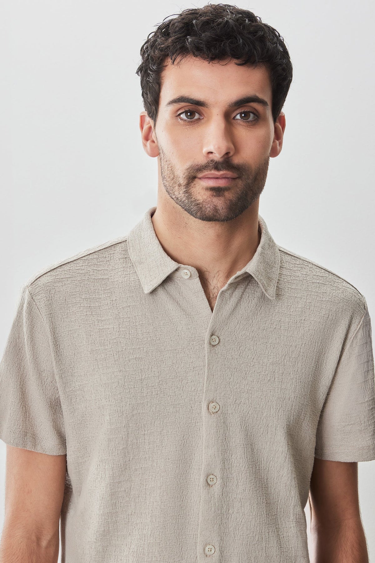 Chemise en maille à manches courtes pour homme par Robert Barakett | Newman RB51155 Beige Clair | Machemise.ca, vêtements mode pour hommes