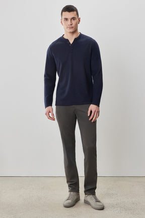 T-Shirt M.L. henley pour homme par Robert Barakett | RB52157 Alec Marine | Machemise.ca, vêtements mode pour hommes