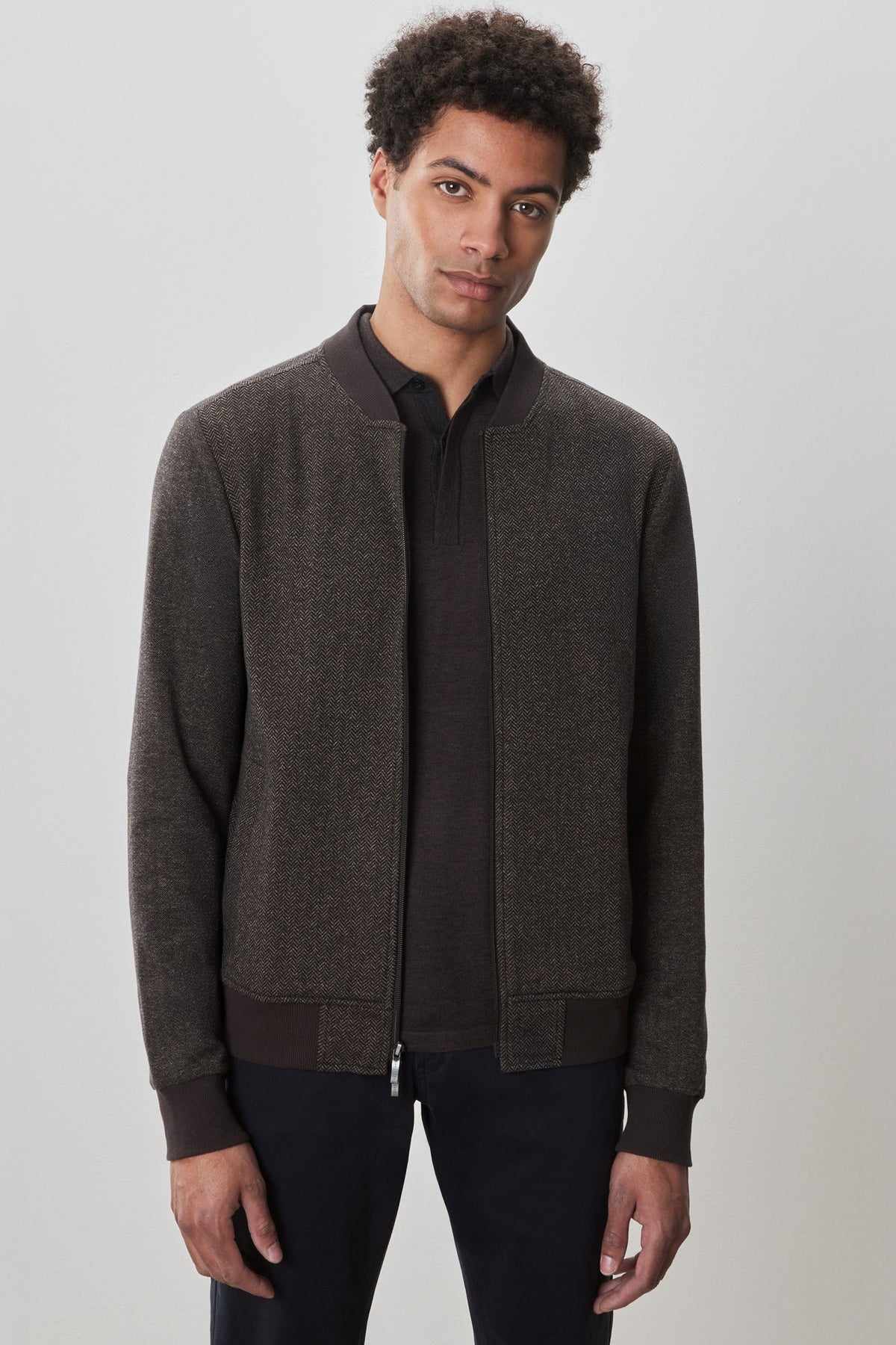 Veste à col baseball zippée pour homme par Robert Barakett | Stefanos RB52231 Brun | Machemise.ca, vêtements mode pour hommes