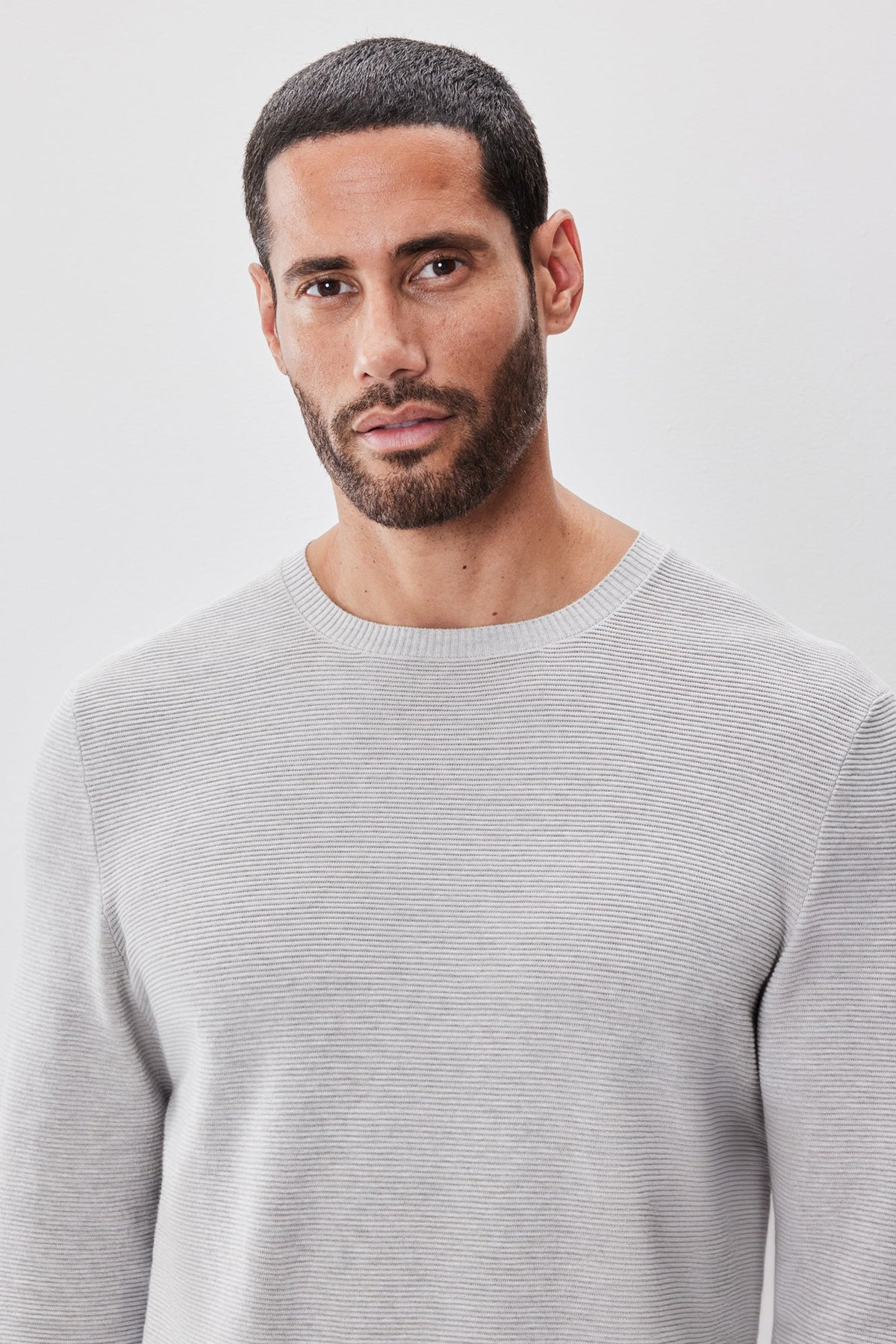 Chandail à manches longues col rond pour homme par Robert Barakett | Enrique RB52270 Gris Clair | Machemise.ca, vêtements mode pour hommes