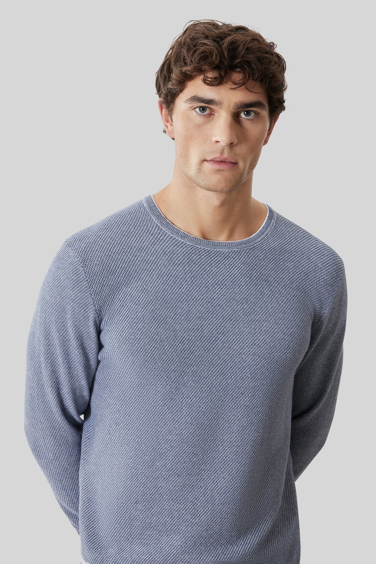 Chandail M.L. col rond pour homme par Robert Barakett | RB61154 Kaede Bleu Denim | Machemise.ca, vêtements mode pour hommes