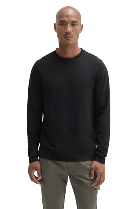 Robert Barakett men's black long sleeve crew neck T-Shirt with textured knit and straight hem, front model view