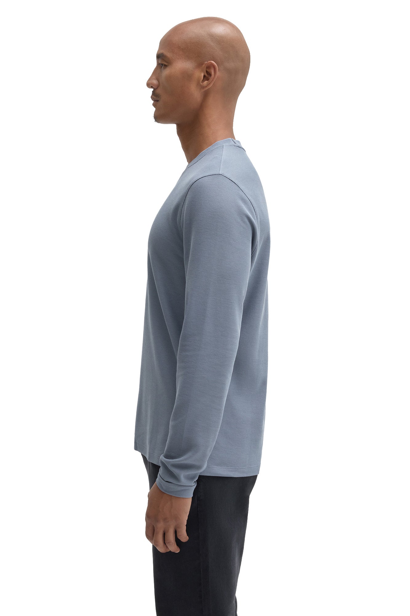 Robert Barakett men's blue-gray long sleeve T-Shirt showing straight hem and shoulder seam, side view