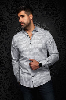 Chemise blanche à motif géométrique avec col pointu et boutons noirs pour homme par Au Noir, vue avant