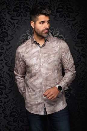 Chemise boutonnée beige à motif abstrait avec patte intérieure noire pour homme par Au Noir, vue de face