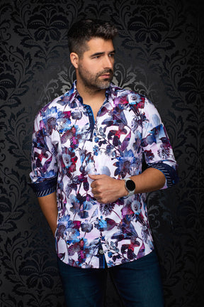 Chemise boutonnée rose pâle à fleurs avec poignets marine retournés pour homme par Au Noir, vue de face