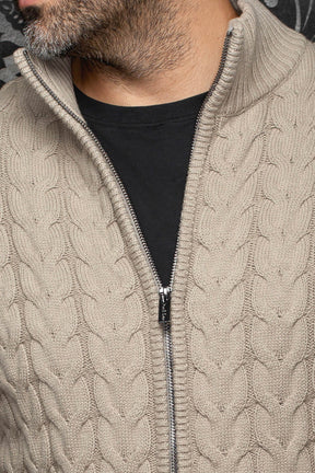 Au Noir men's beige cable-knit merino jacket collar, silver zipper and raised knit pattern, close-up